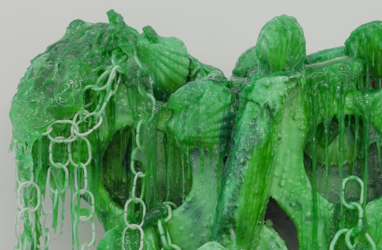 Unfair - Mike-pratt_3-leaning-guitars-with-clams_2018_kl