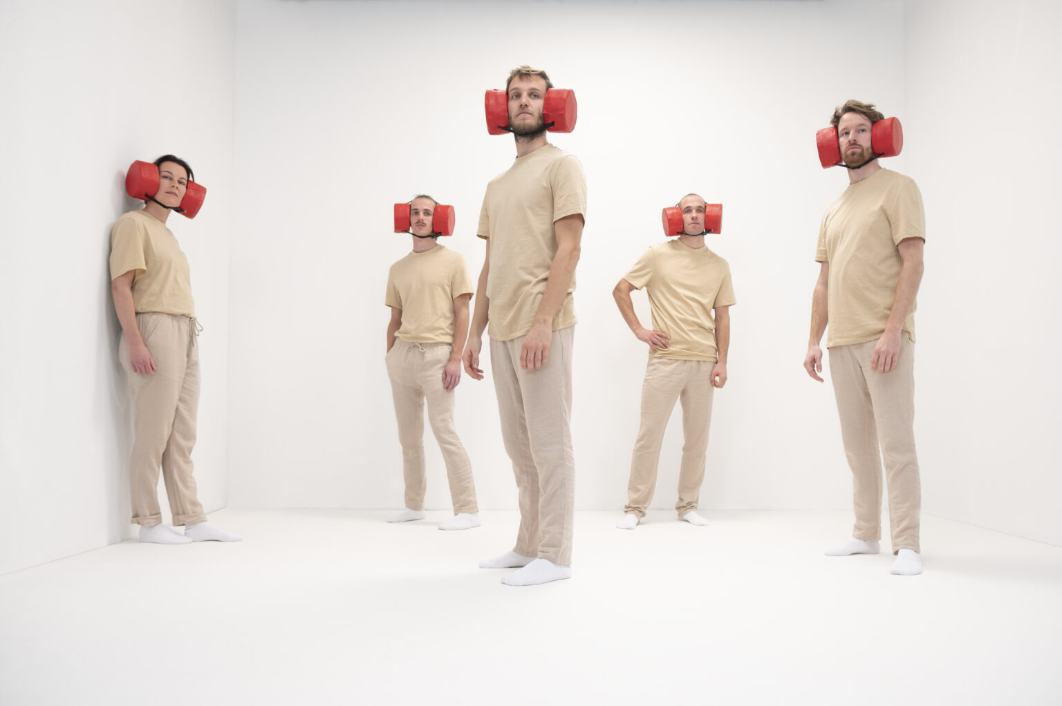 Unfair - Myrte_vandermolen_sosocial ufohoofd_2021_ashleyrottjers