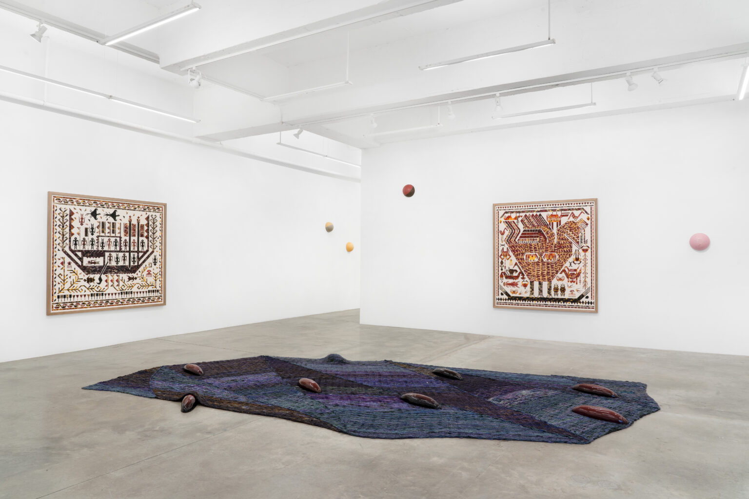 Unfair - 1_jennifer tee_installation view_hyunjung rhee_26